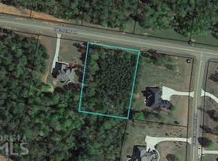 303 Crescent Dr, Forsyth, GA 31029