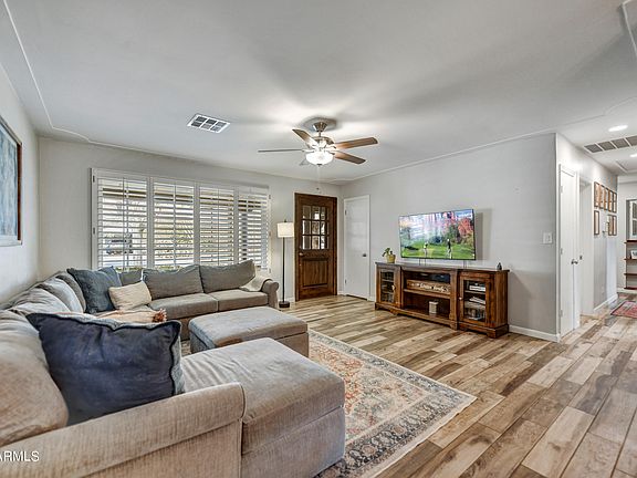 5th image of 6731 N 14TH Drive