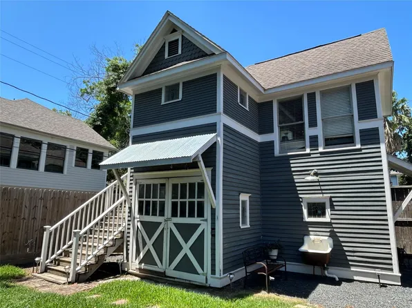 1209 1/2 Cortlandt St, Houston, TX 77008