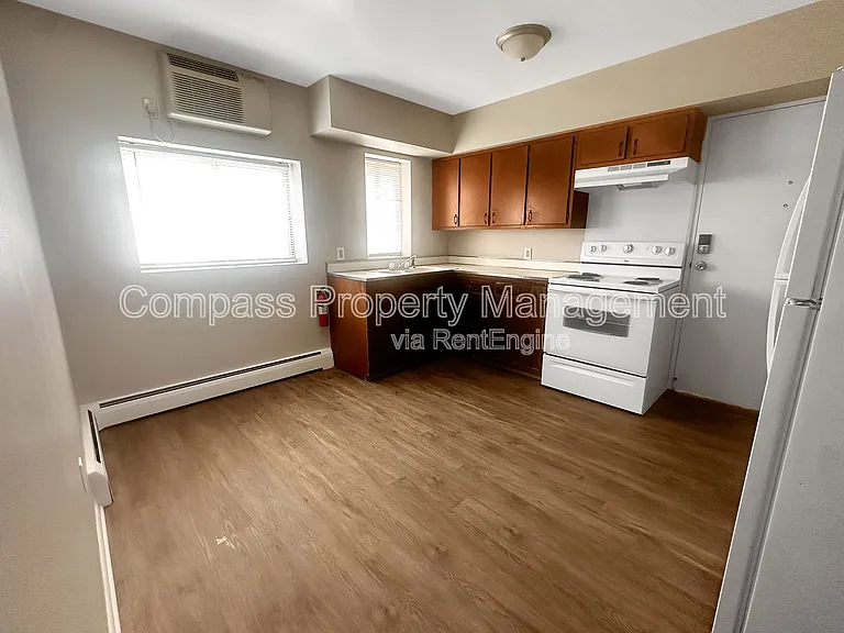 2841 S Burdick St #A — Photo 2