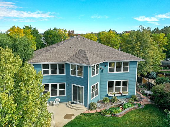 3rd image of 709 Heather Glen Ln
