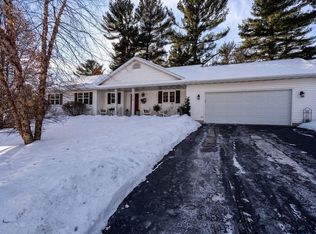 1628 Old English Road, Altoona, WI 54720