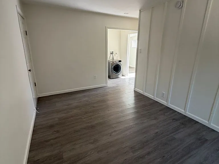 5634 Auckland Ave — Photo 14