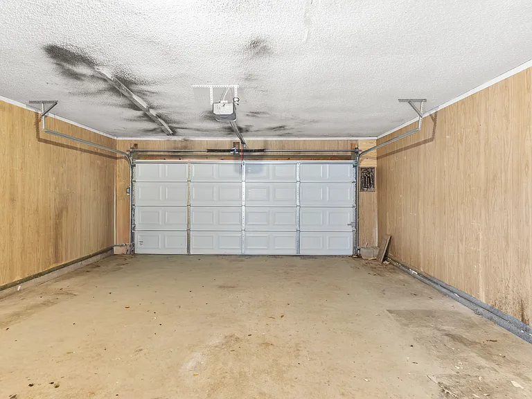 2802 Spring Valley Dr — Photo 23