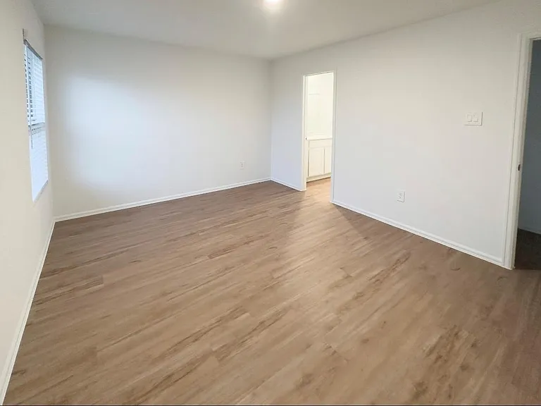 2802 Via Augusta Dr — Photo 16