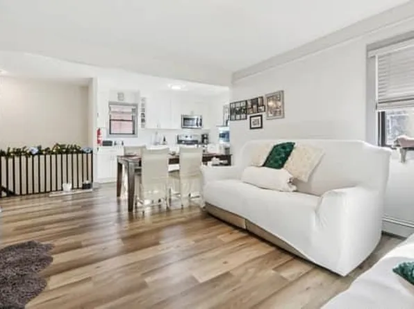 7 Laird Place image 37 of 48