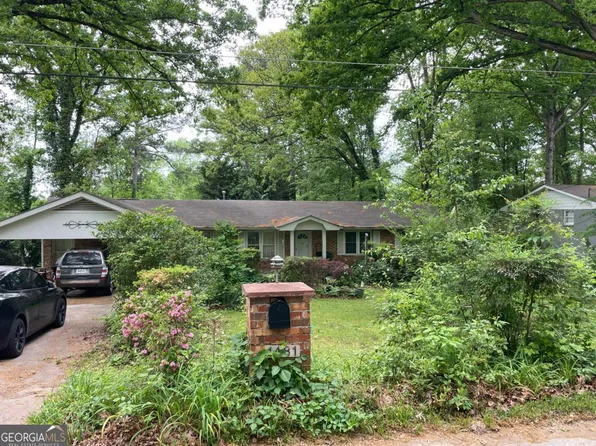 1481 Pine St, Stone Mountain, GA 30087