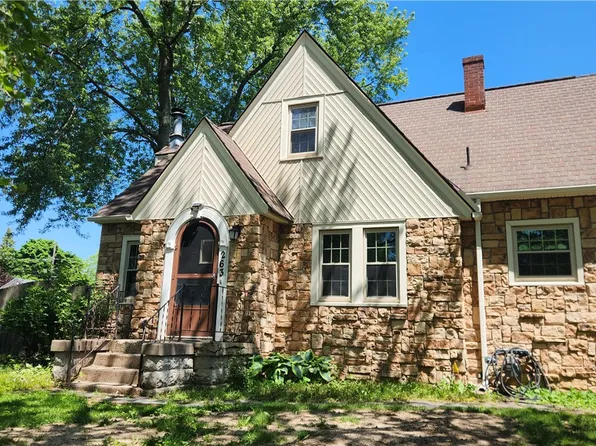 263 Crestwood Blvd, Rochester, NY 14624