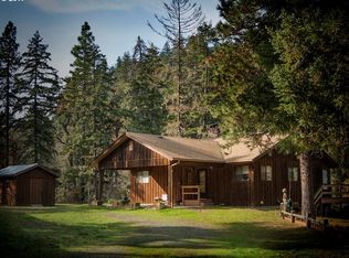 4520 Riverside Dr, Hood River, OR 97031