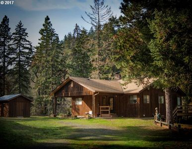 4520 Riverside Dr, Hood River, OR, 97031