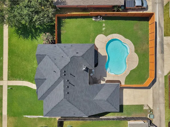 1225 Donegal Ln, Garland, TX 75044