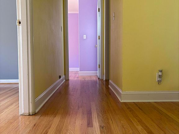 5th image of 3610 Glencreek Ln