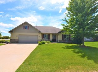 149 Hawaii St SE, Lonsdale, MN 55046