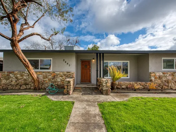 2445 S Holloway Ave, Fresno, CA 93725