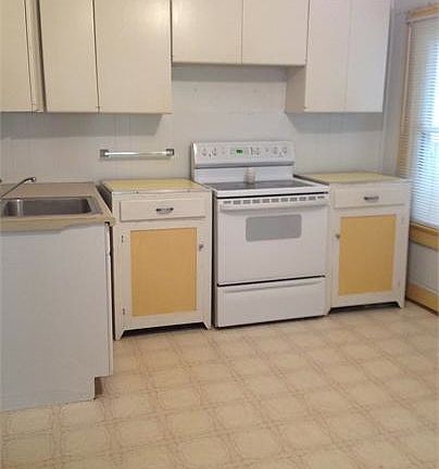 3rd image of 205 Canal St #A