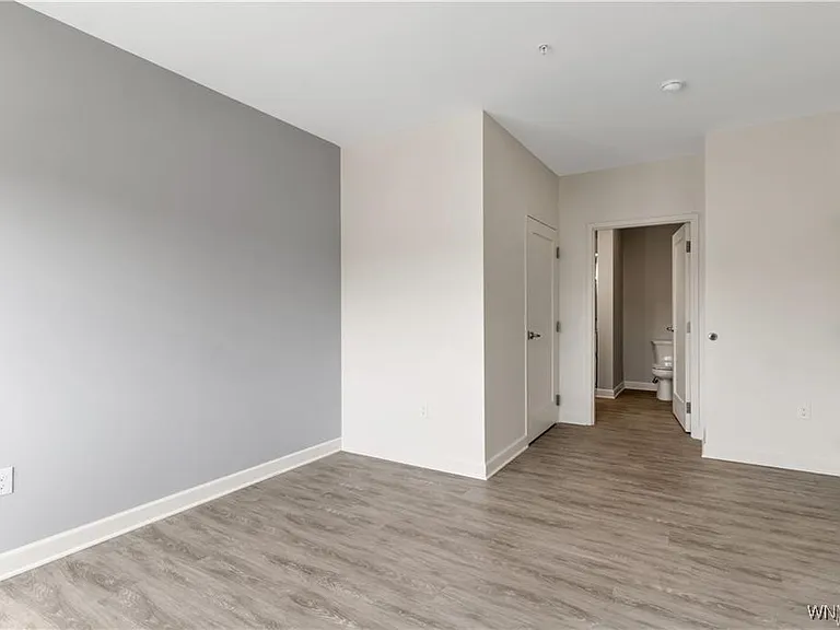 5712 Main St #220 — Photo 11