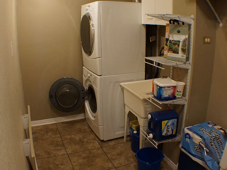 1140 Leewood Dr — Photo 30