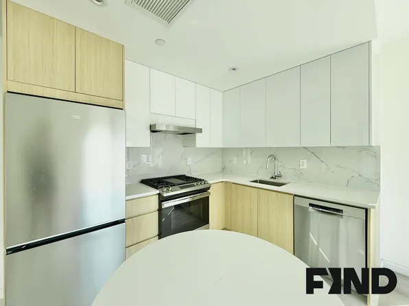 5306 9th Avenue image 7 of 22