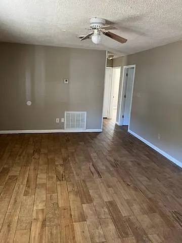 1023 Chitwood St — Photo 6