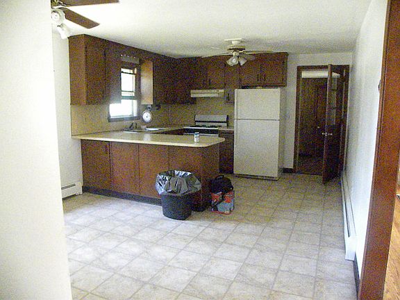 eat in kitchen/new floor 