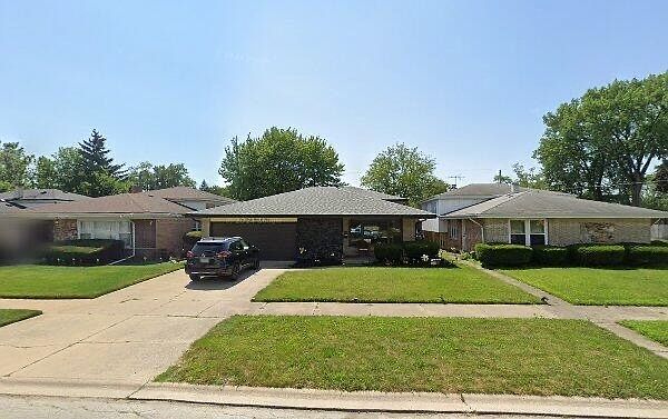 1st image of 14504 Harper Ave