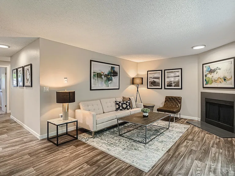 Align Apartments — Photo 5