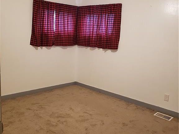 5th image of 273 N Beverly Ave