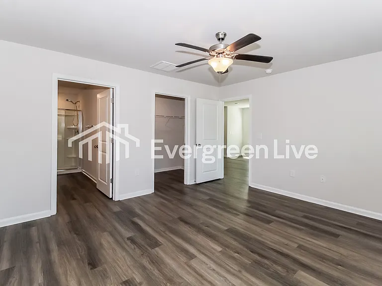 2227 Courtina Way — Photo 8