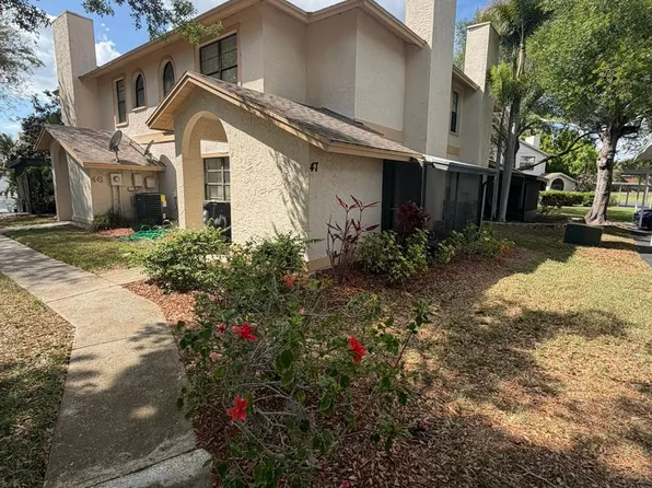 47 Emerald Bay Dr, Oldsmar, FL 34677