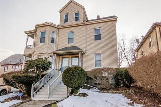 1st image of 27 Becket St