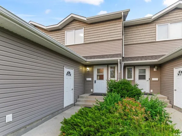 UNIT 1002-715 Hart ROAD, Saskatoon, SK S7M 3Y8