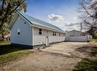 711 Marion St, Marshalltown, IA 50158