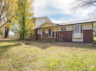 9233 N Highway 301 Hwy, Trenton, GA 30752