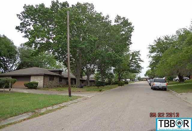 2nd image of 805 S 38th St