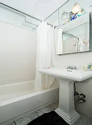 Rented by Voro New York