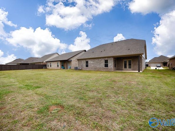211 Portrait St, Meridianville, AL 35759