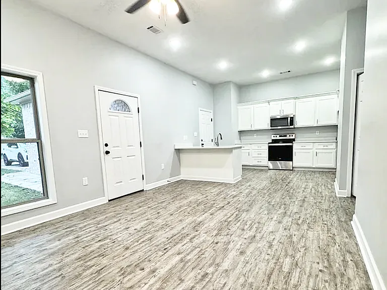 508 Vine St #1 — Photo 2