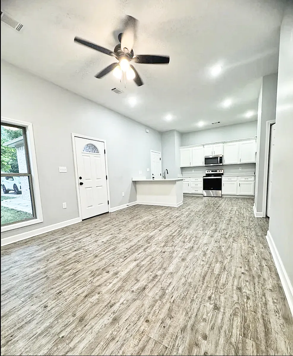 Building Photo - 508 Vine St #1