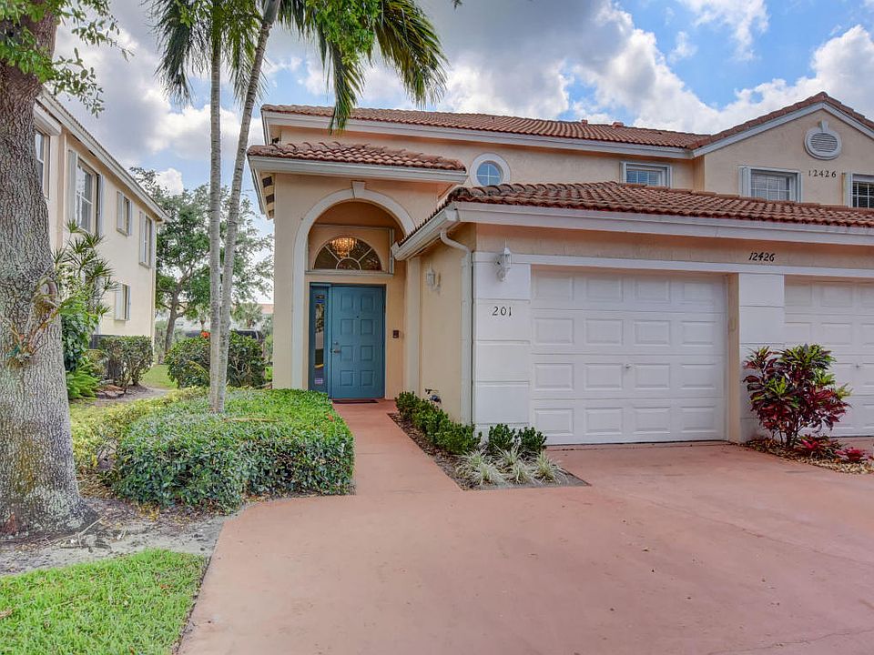 1st image of 12426 Crystal Pointe Dr Unit 201