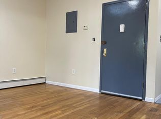 1612 Putnam Ave #2F, Ridgewood, NY 11385