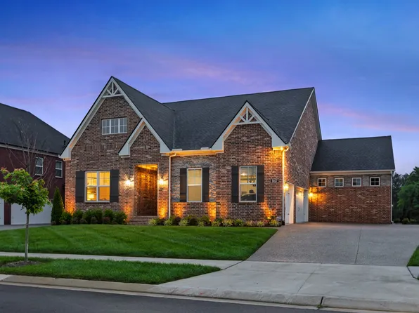 5027 High Park Hill Dr, Arrington, TN 37014