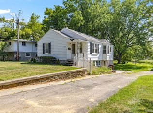 785 Tromley St, Inkster, MI 48141