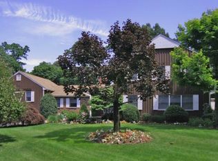 4 Pheasant Run, Darien, CT 06820