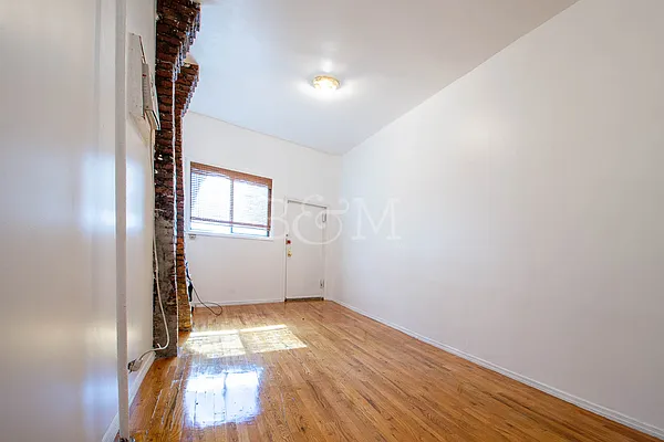 Rented by Brick&Mortar | media 6