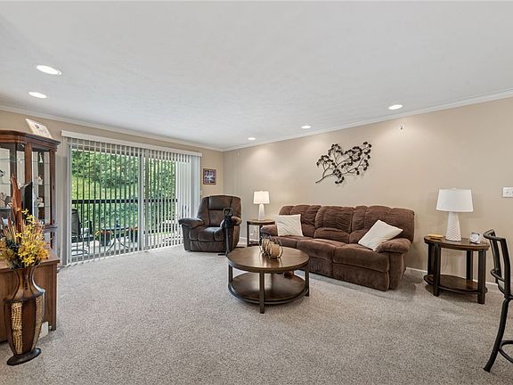 5th image of 7021 Stefano Dr #710