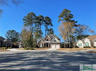 15 Baymeadow Ln, Savannah, GA 31405