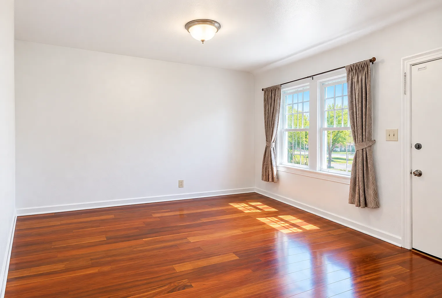 1 bed, 560 sqft, $1,695 — Photo 1