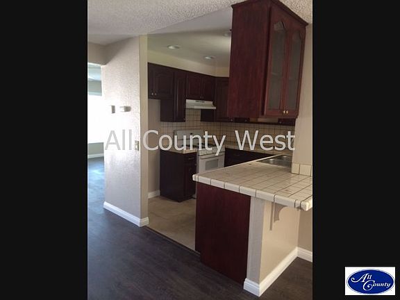 5th image of 4587 Allesandro St