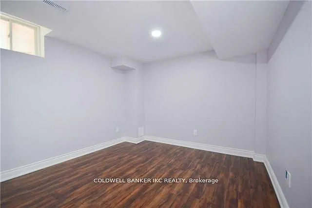23 Plentywood Dr — Photo 6