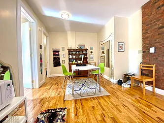 Rented by Lang Realty LLC